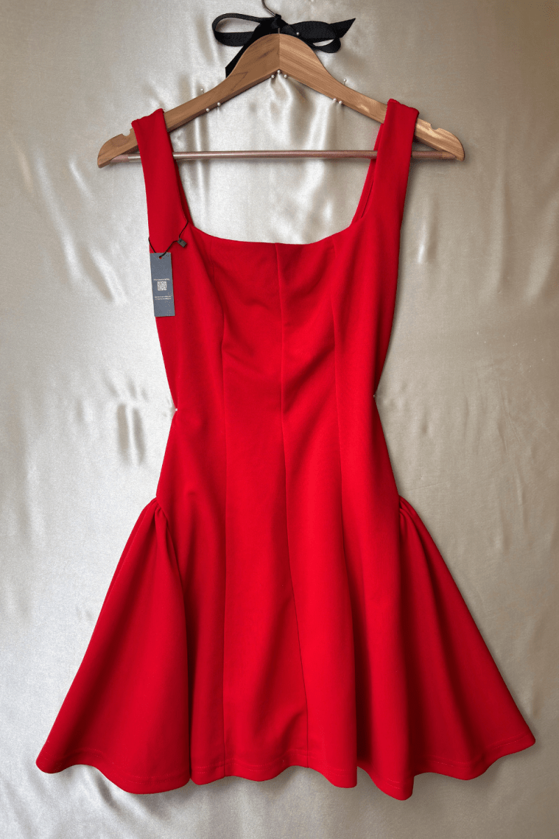 Step Into Style: Discover the Must-Have 2025 Fashion Trends - CHAMBRE 535
