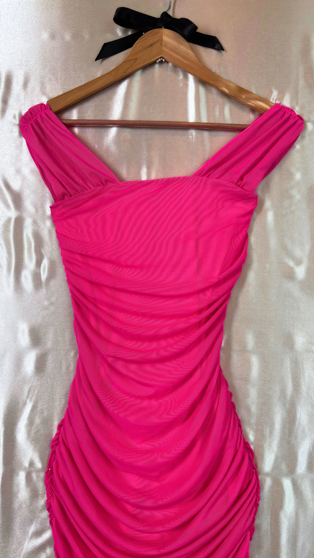Barbie's Bestie Dress TRÈS FOU OR SOMETHING