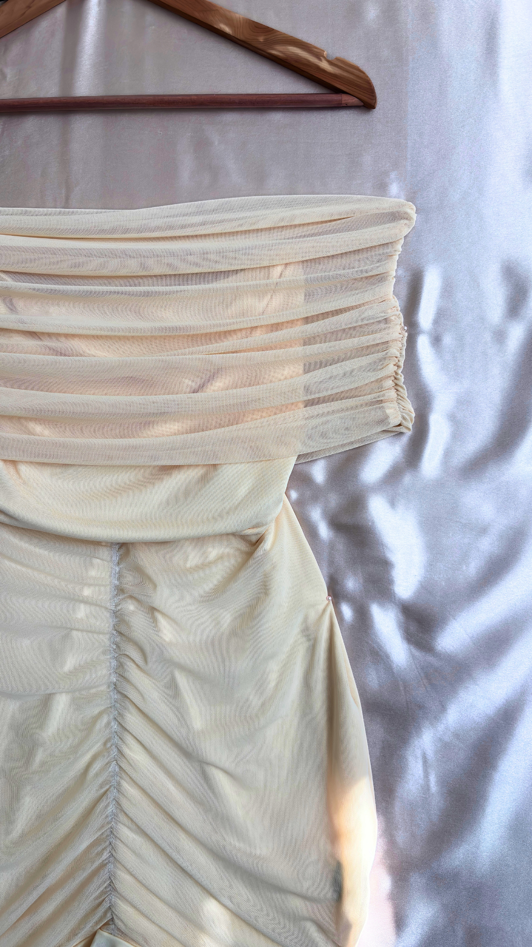Creamy Chiffon Dress TRÈS FOU OR SOMETHING