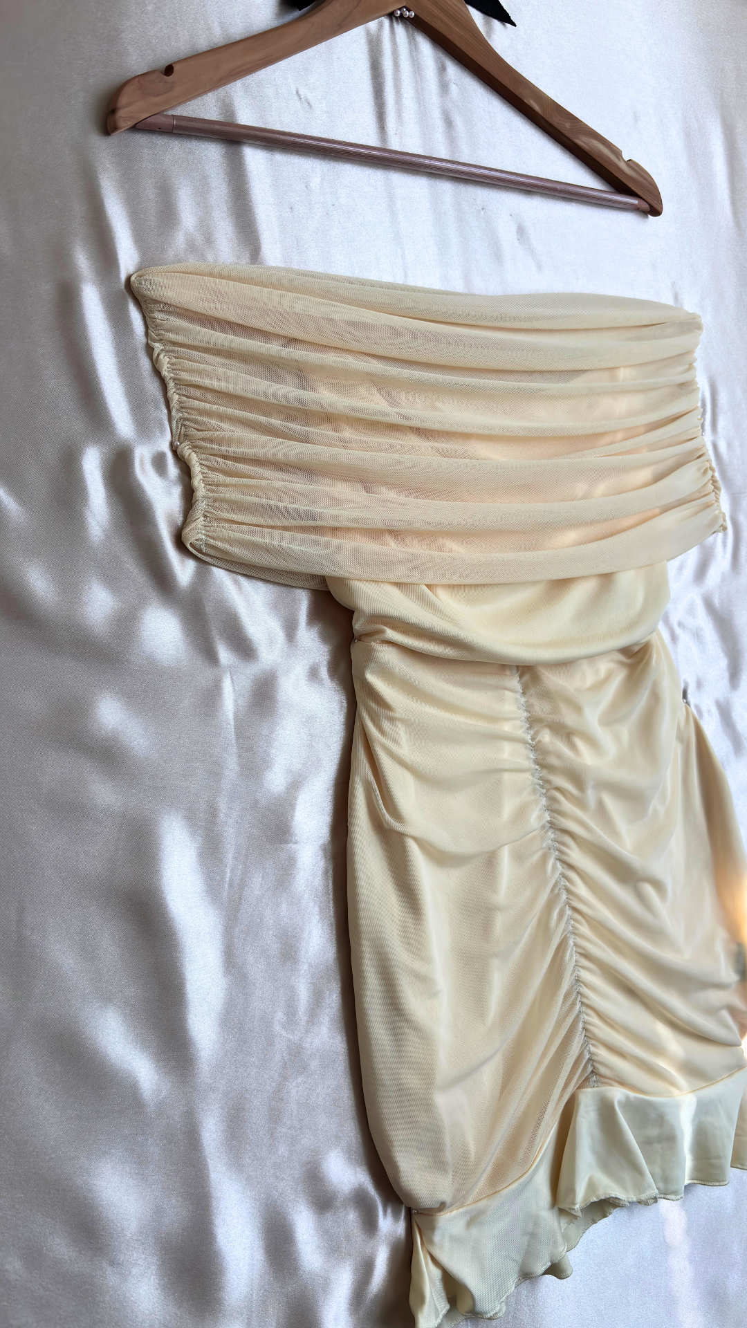 Creamy Chiffon Dress TRÈS FOU OR SOMETHING