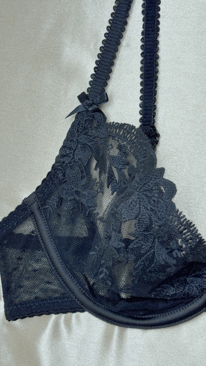 Amee Black Bra - TRÈS FOU OR SOMETHING
