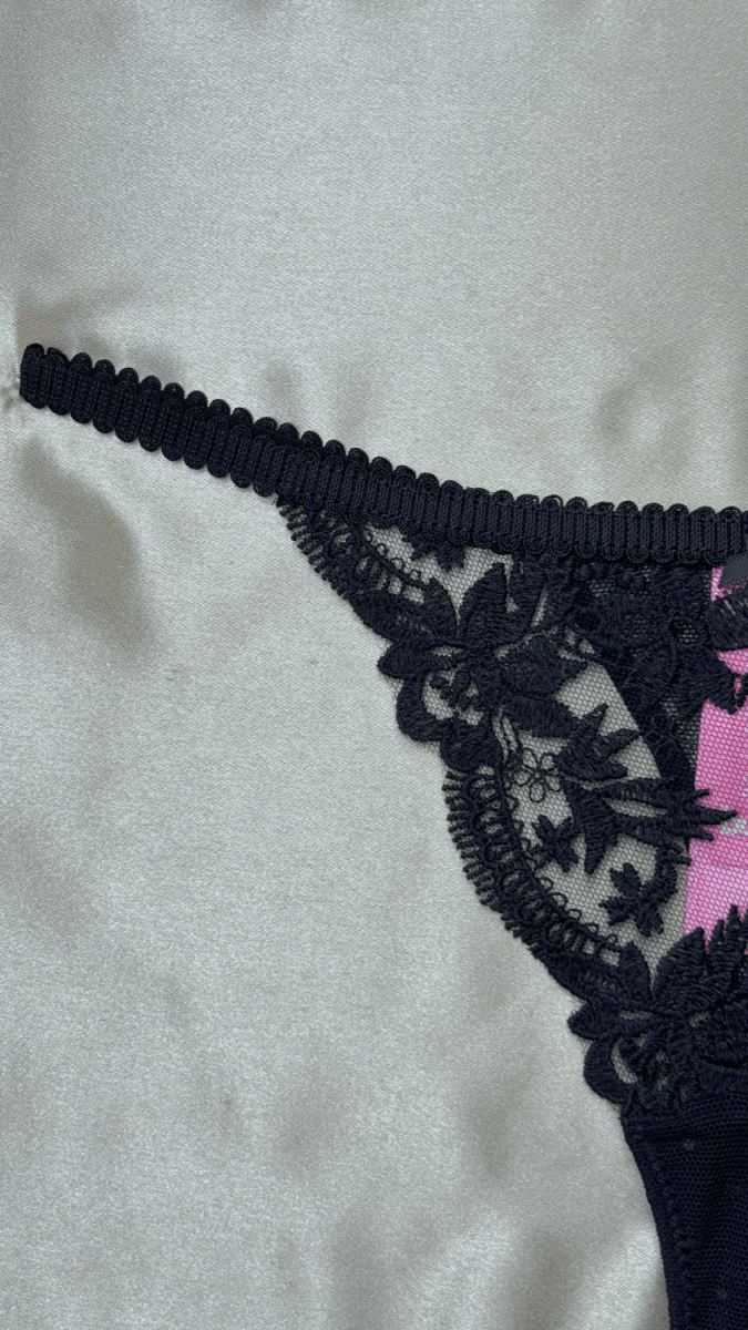 Amee Black Panty - TRÈS FOU OR SOMETHING