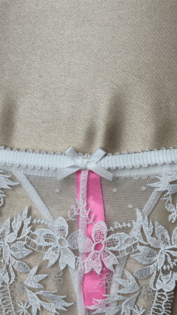 Amee White Panty - TRÈS FOU OR SOMETHING