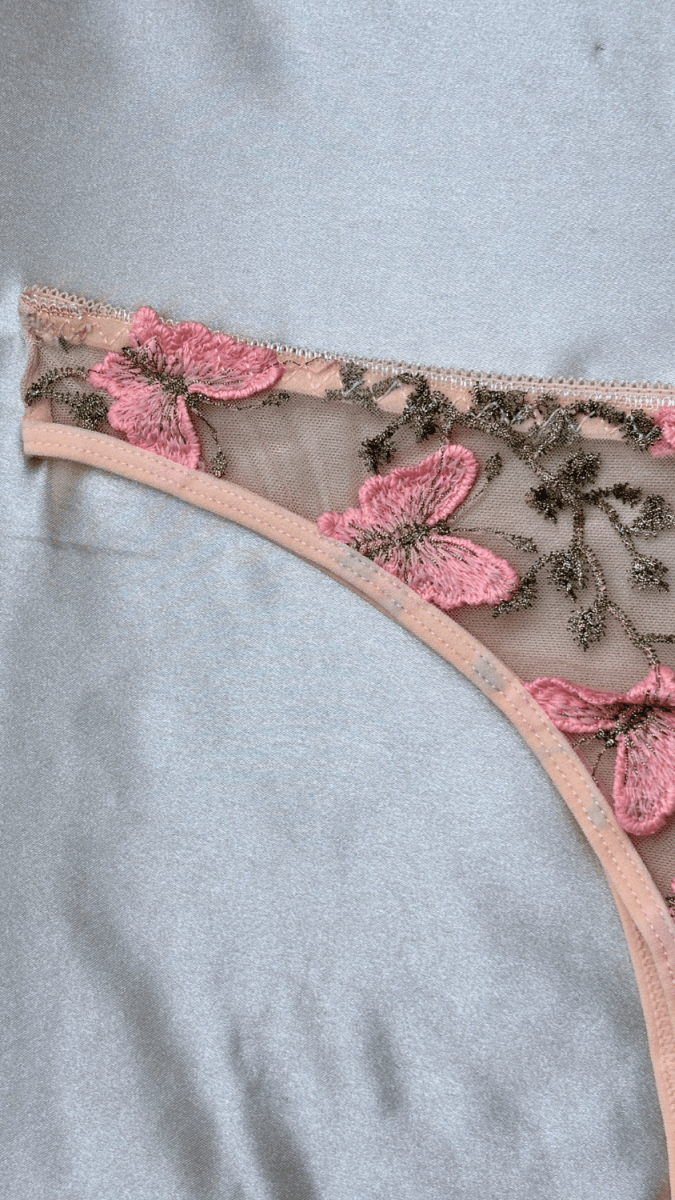 Angel Panty - TRÈS FOU OR SOMETHING