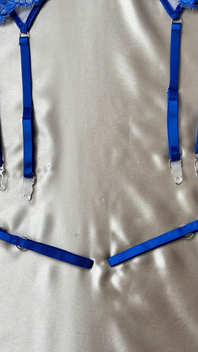 Azul Garter - TRÈS FOU OR SOMETHING