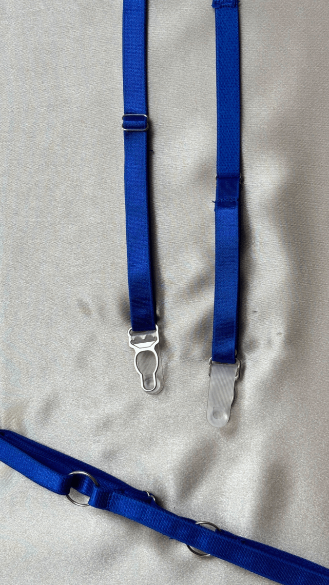 Azul Garter - TRÈS FOU OR SOMETHING