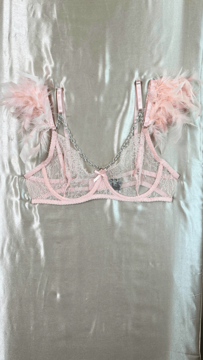 Babygirl Feathers Bra - TRÈS FOU OR SOMETHING