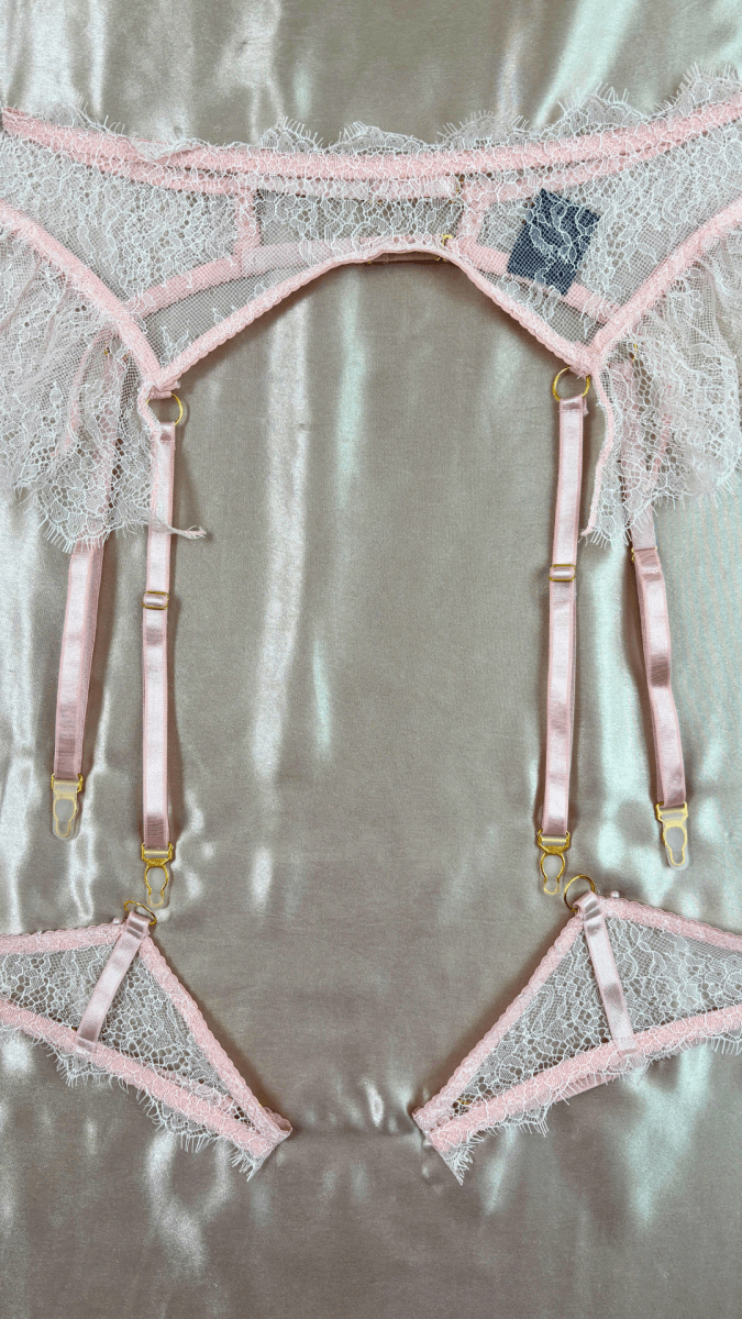 Babygirl Feathers Garter - TRÈS FOU OR SOMETHING
