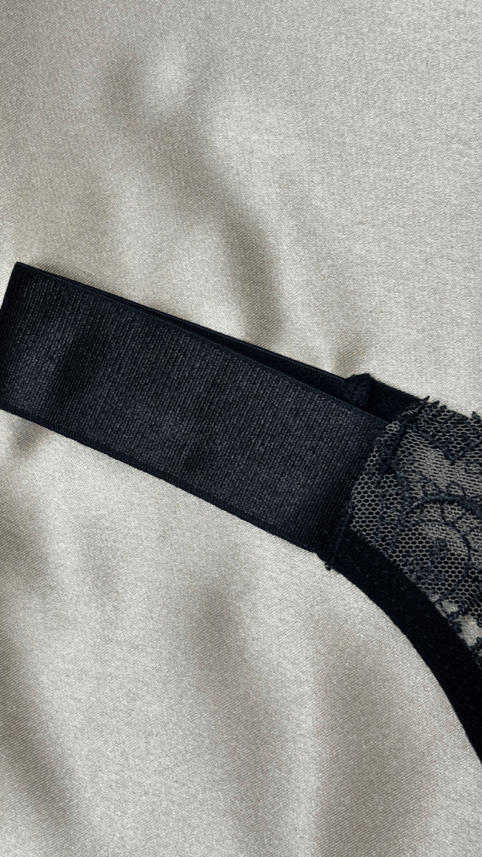 Birdie Panty - TRÈS FOU OR SOMETHING