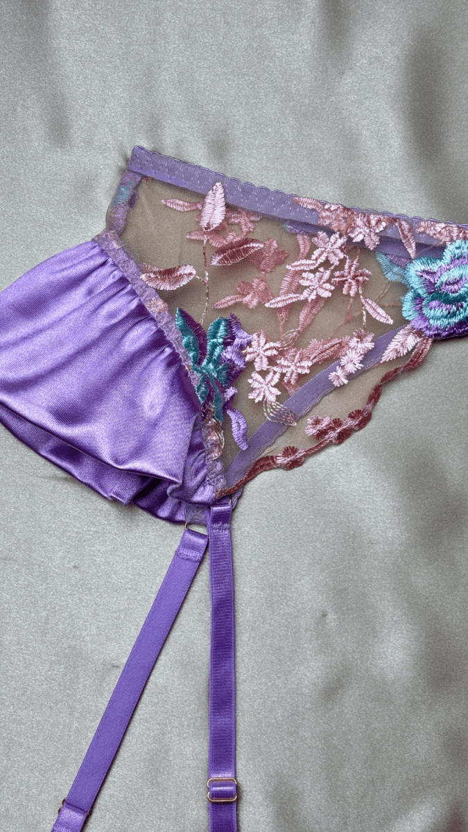 Bri Ella Lavender Garter - TRÈS FOU OR SOMETHING