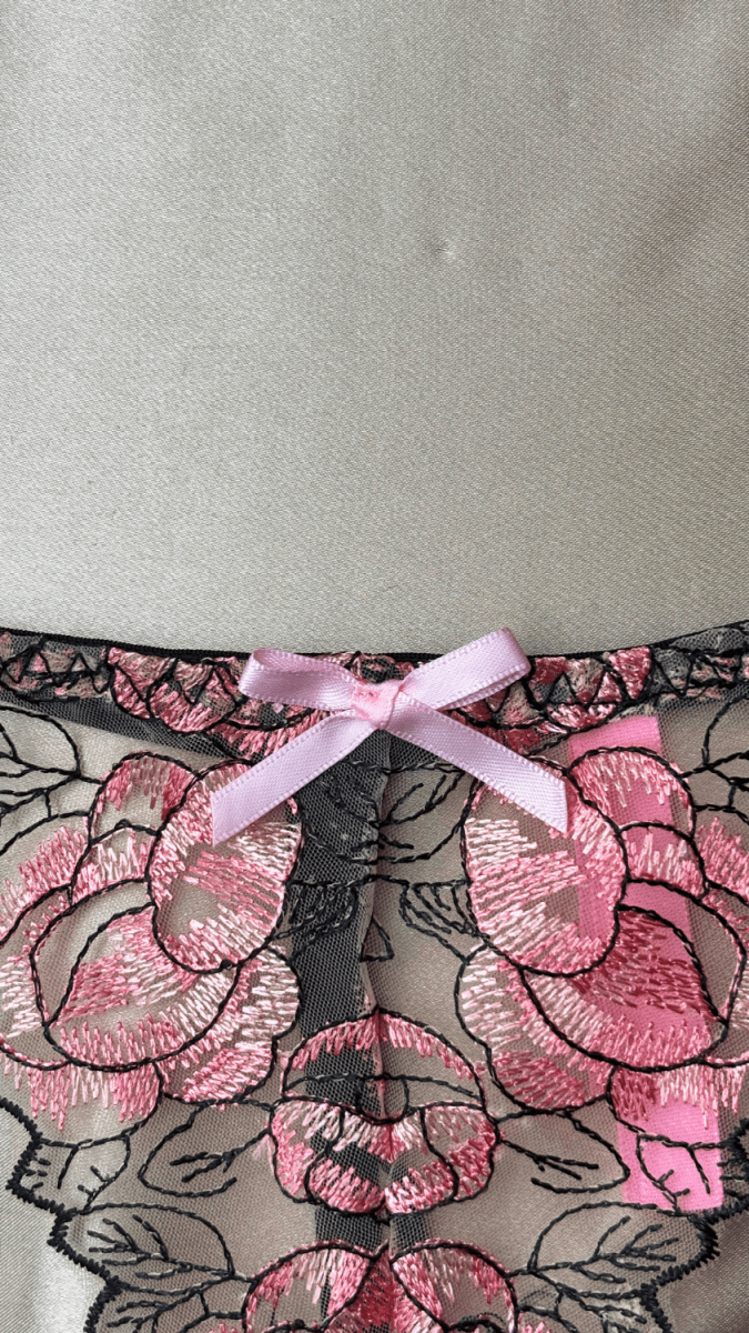 Brittney Panty - TRÈS FOU OR SOMETHING