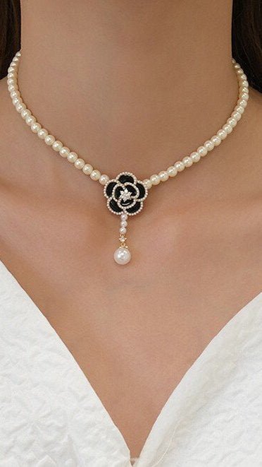 Camilia Pearl Necklace - CHAMBRE 535
