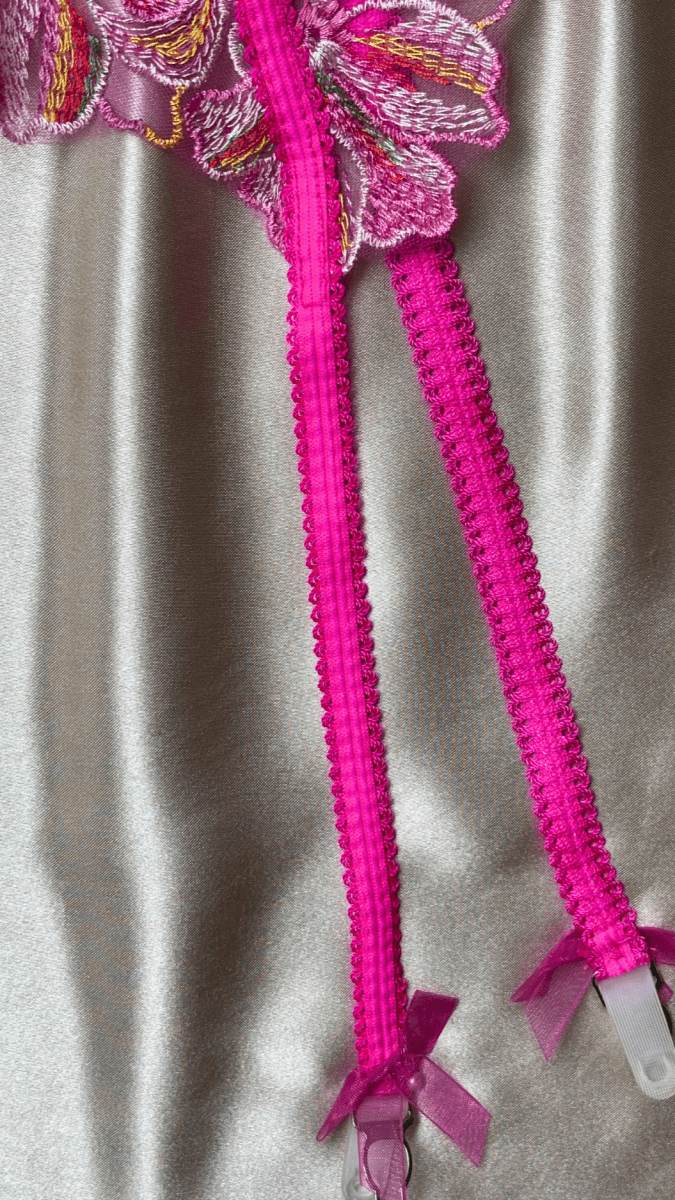 Candy Garter - TRÈS FOU OR SOMETHING