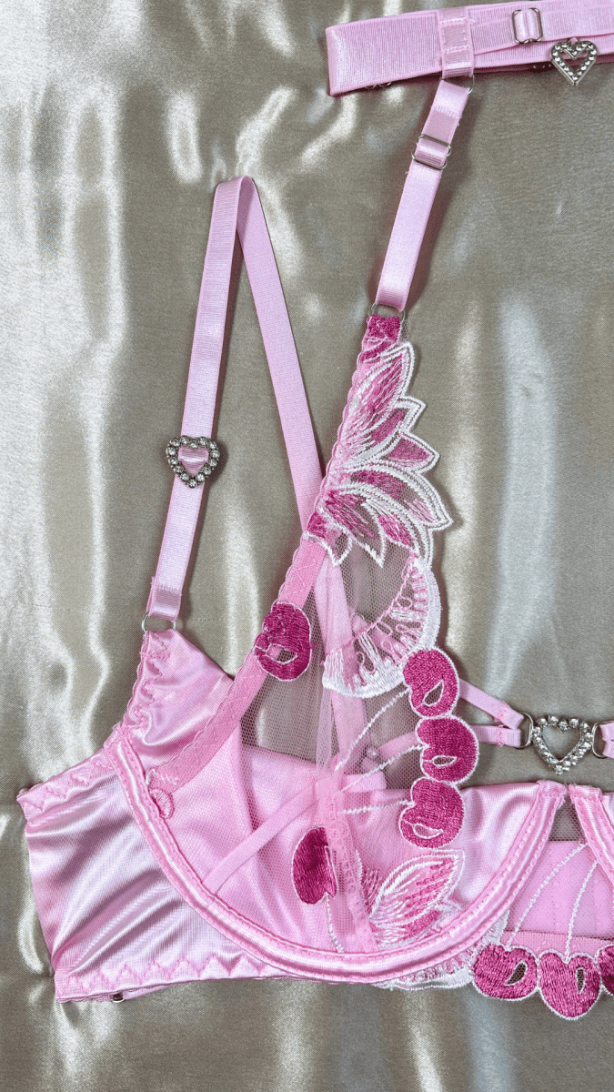 Cherry Bomb Heart Bra - TRÈS FOU OR SOMETHING
