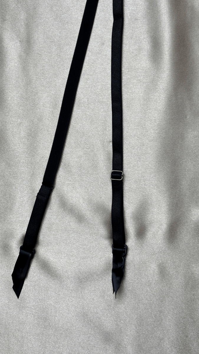 Cruella Garter - TRÈS FOU OR SOMETHING