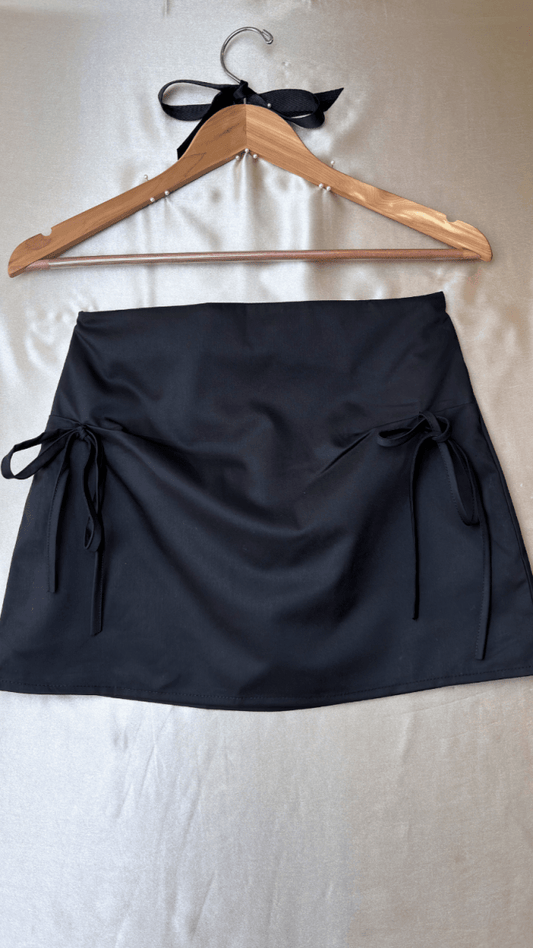 Dainty Bows Black Cotton Skirt - TRÈS FOU OR SOMETHING