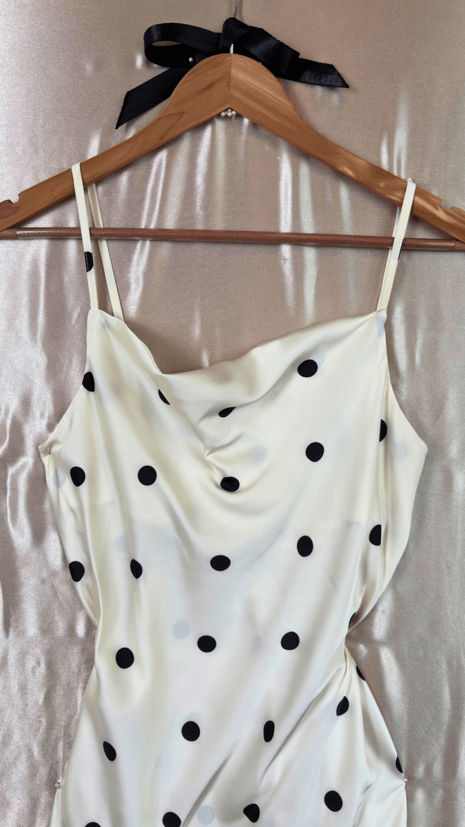 Dot My Dress - TRÈS FOU OR SOMETHING