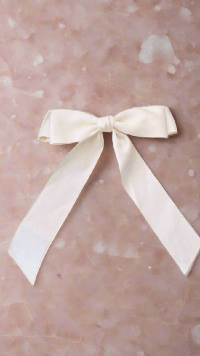 Double Bow Hair Clip - TRÈS FOU OR SOMETHING