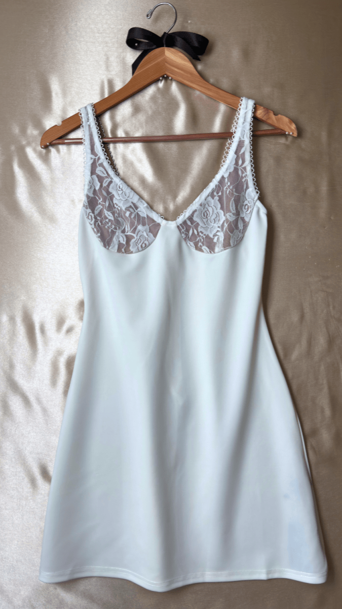 Dressing Room Dress - TRÈS FOU OR SOMETHING