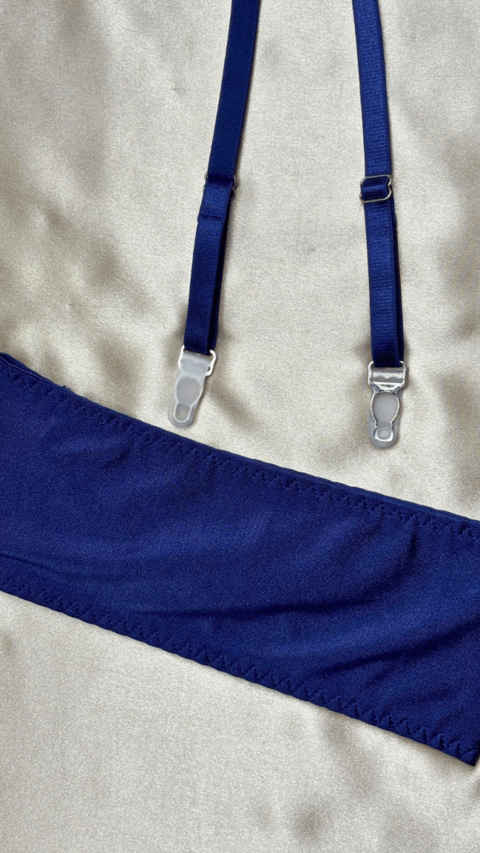 Eden Blue Garter - TRÈS FOU OR SOMETHING