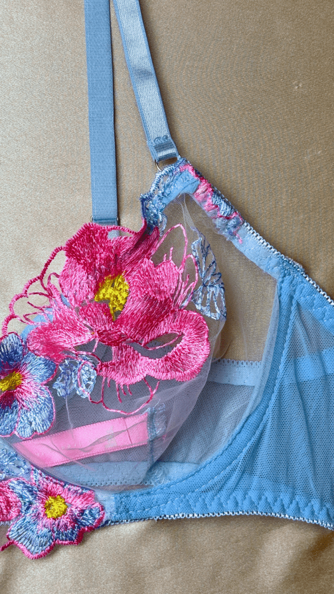 Eden Light Blue Bra - TRÈS FOU OR SOMETHING