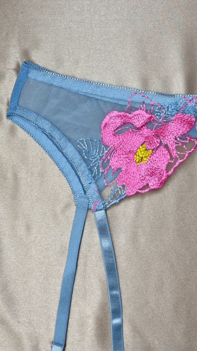Eden Light Blue Garter - TRÈS FOU OR SOMETHING
