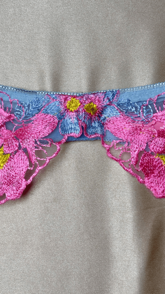Eden Light Blue Garter - TRÈS FOU OR SOMETHING