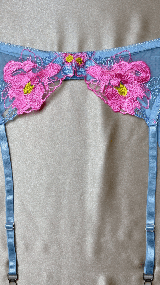 Eden Light Blue Garter - TRÈS FOU OR SOMETHING