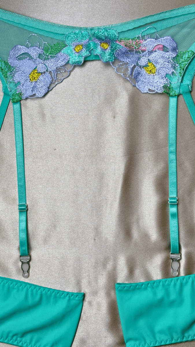 Eden Turquoise Garter - TRÈS FOU OR SOMETHING
