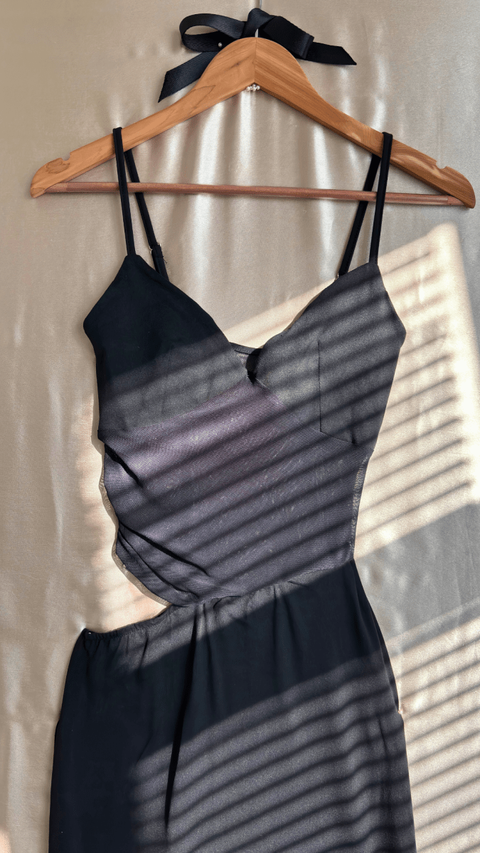 Effortless Cutout Dress - TRÈS FOU OR SOMETHING
