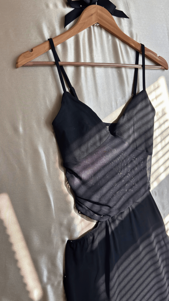 Effortless Cutout Dress - TRÈS FOU OR SOMETHING