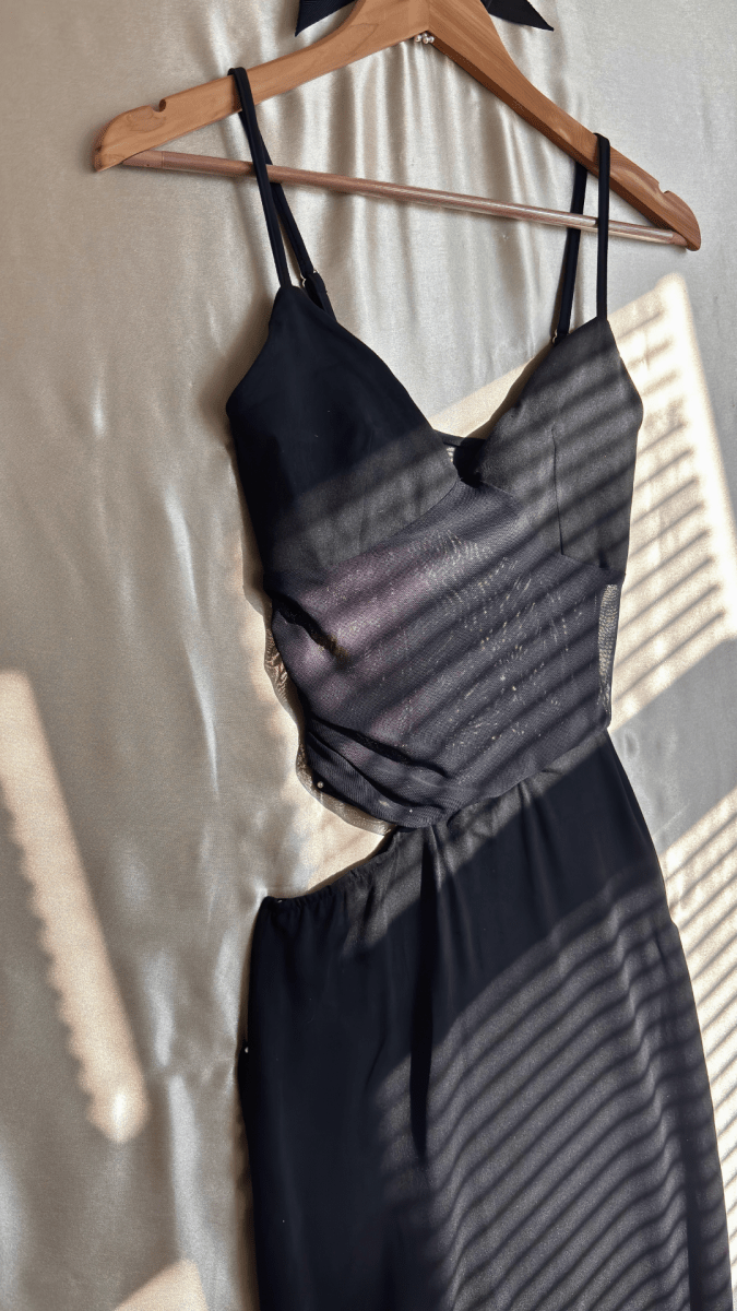 Effortless Cutout Dress - TRÈS FOU OR SOMETHING