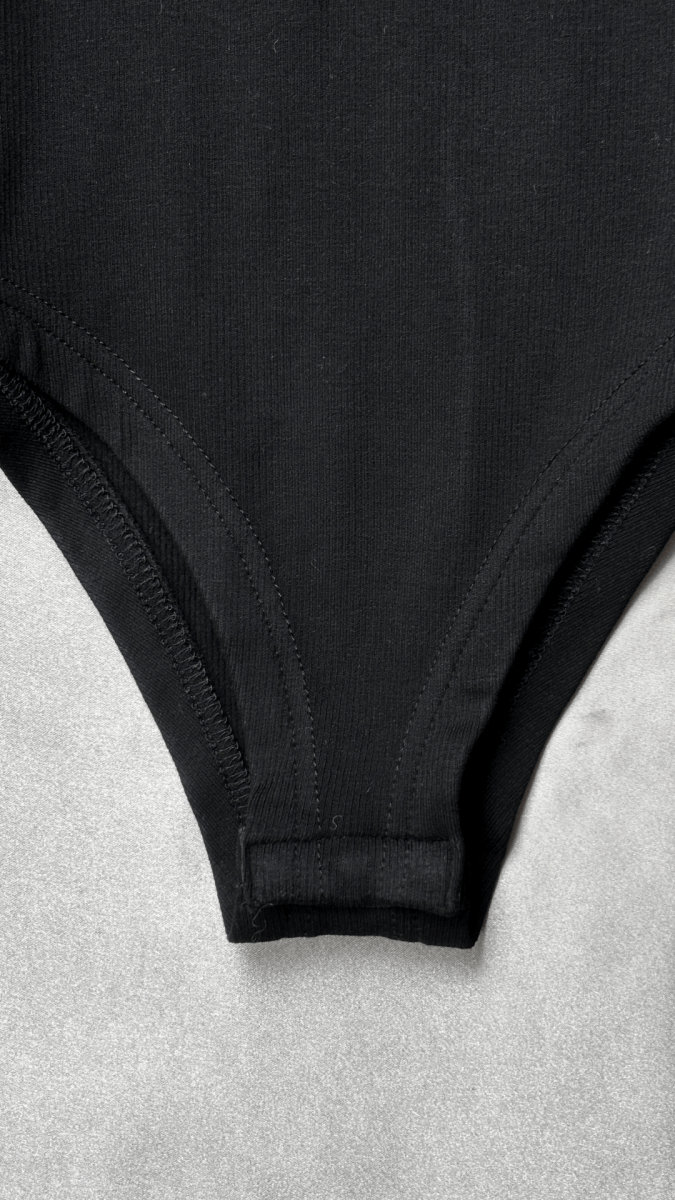 Elevated Knit Turtle Long Sleeve Black Bodysuit Top - TRÈS FOU OR SOMETHING