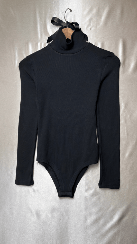 Elevated Knit Turtle Long Sleeve Black Bodysuit Top - TRÈS FOU OR SOMETHING