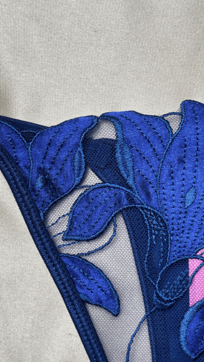 Elle Blue Panty - TRÈS FOU OR SOMETHING