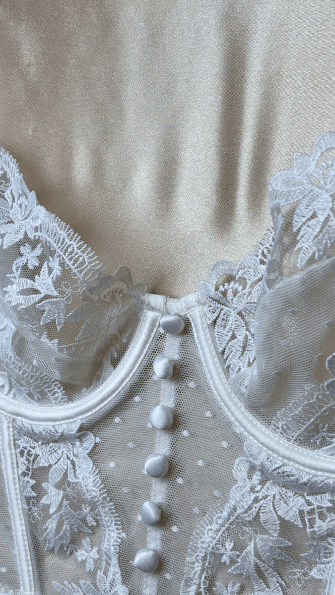 Emilie White Bustier - TRÈS FOU OR SOMETHING