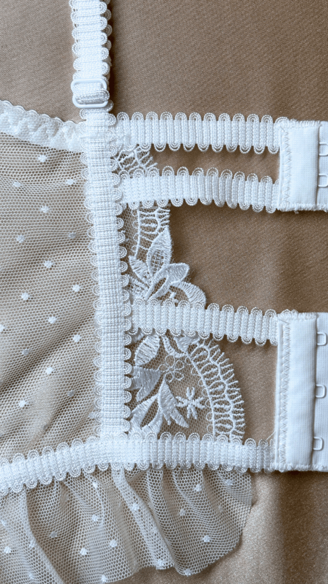 Emilie White Bustier - TRÈS FOU OR SOMETHING