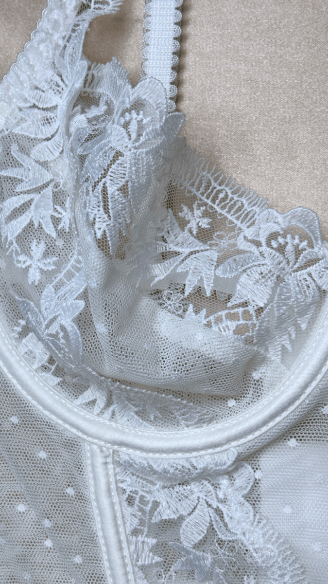 Emilie White Bustier - TRÈS FOU OR SOMETHING