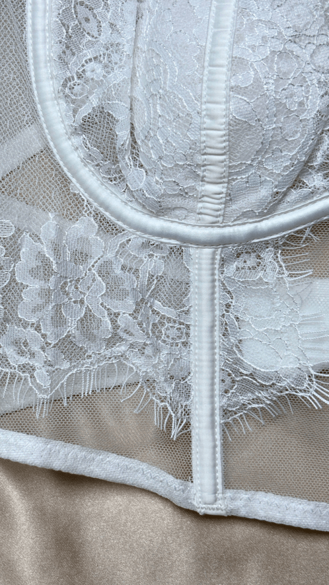 Eva White Bustier - TRÈS FOU OR SOMETHING