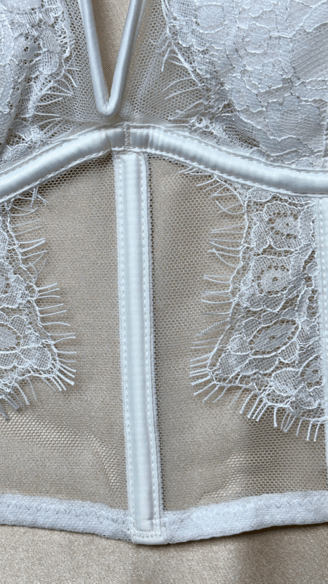 Eva White Bustier - TRÈS FOU OR SOMETHING