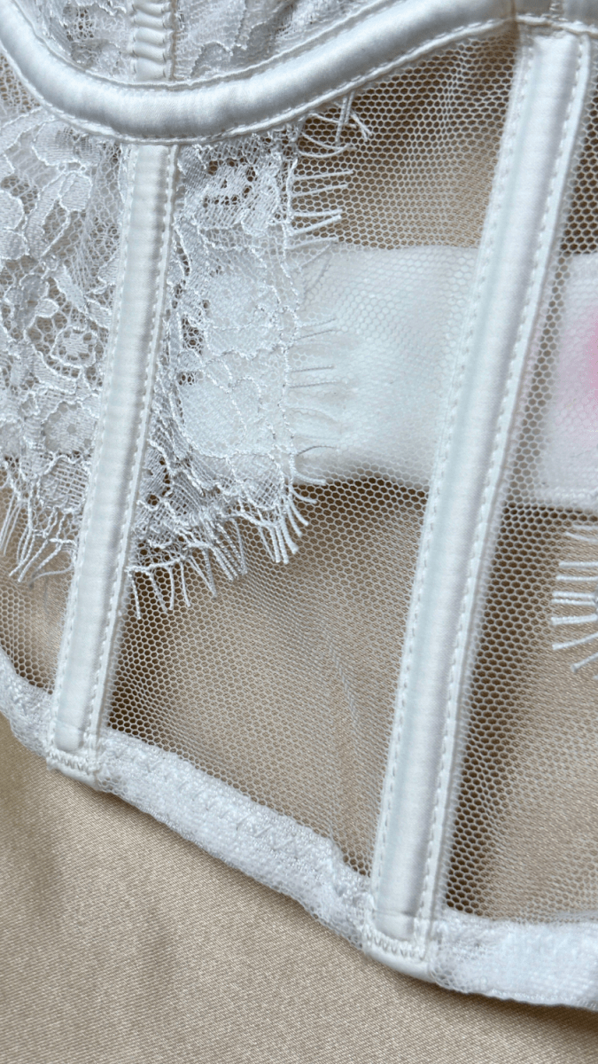 Eva White Bustier - TRÈS FOU OR SOMETHING