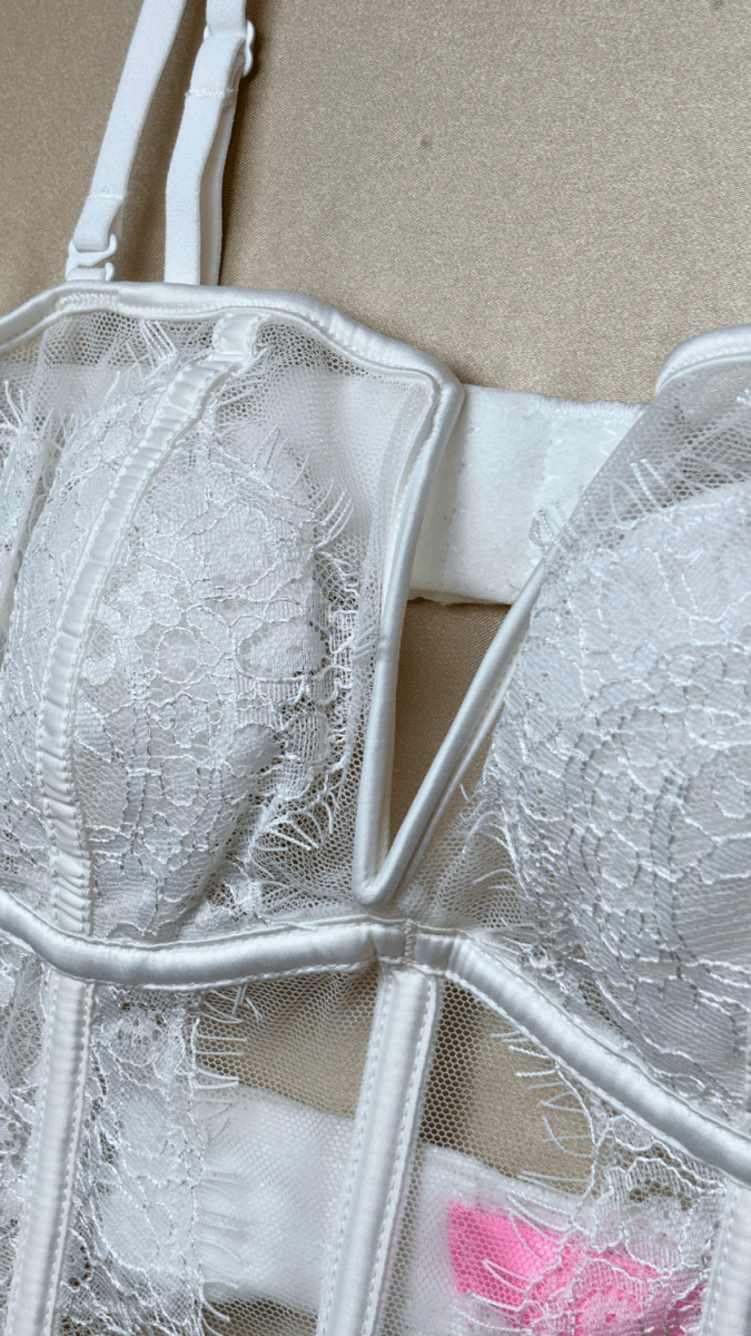 Eva White Bustier - TRÈS FOU OR SOMETHING