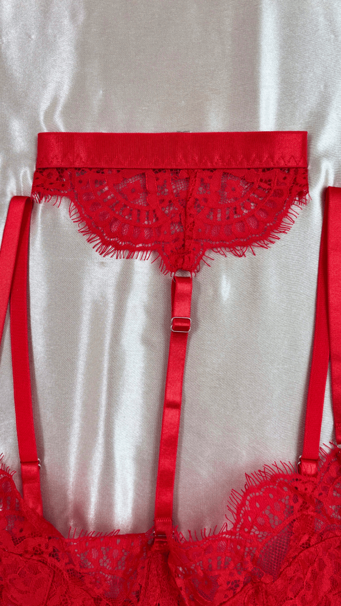 Exquisitely Wrapped in Lace Bra - TRÈS FOU OR SOMETHING