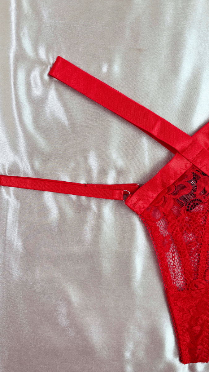 Exquisitely Wrapped in Lace Panty - TRÈS FOU OR SOMETHING