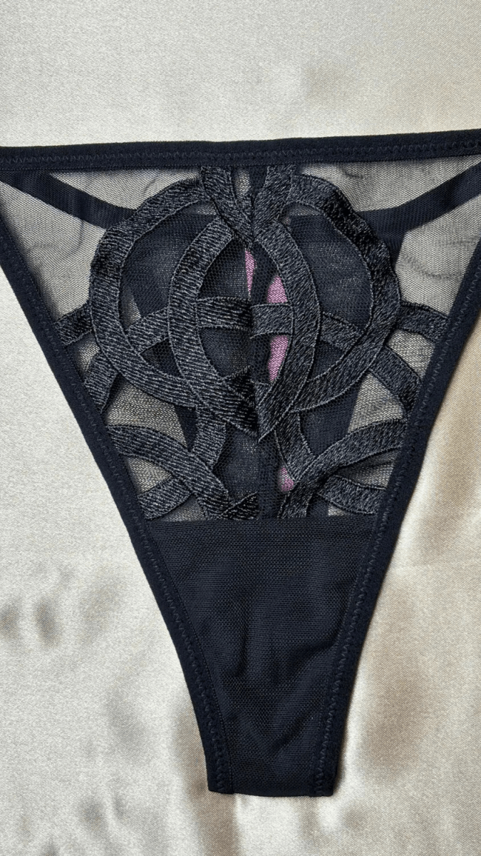 Fleur Black Panty - TRÈS FOU OR SOMETHING