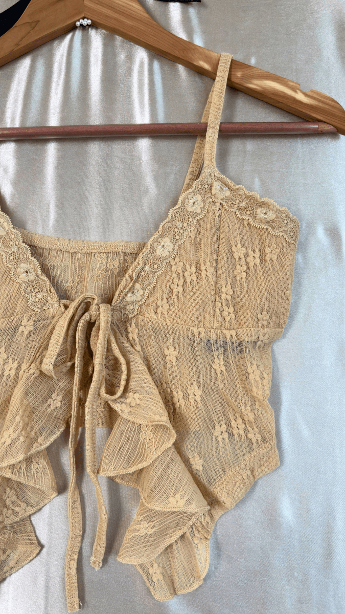 Flirty Frills Top - TRÈS FOU OR SOMETHING