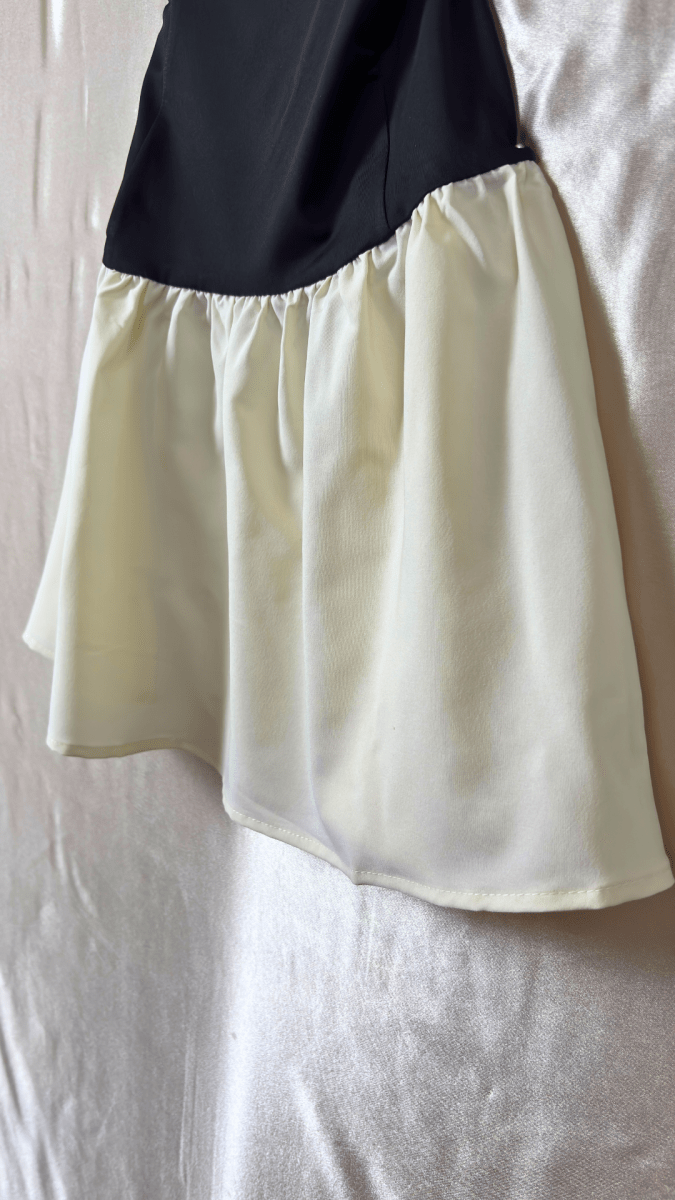 Flow Freely High Contrast Dress - TRÈS FOU OR SOMETHING