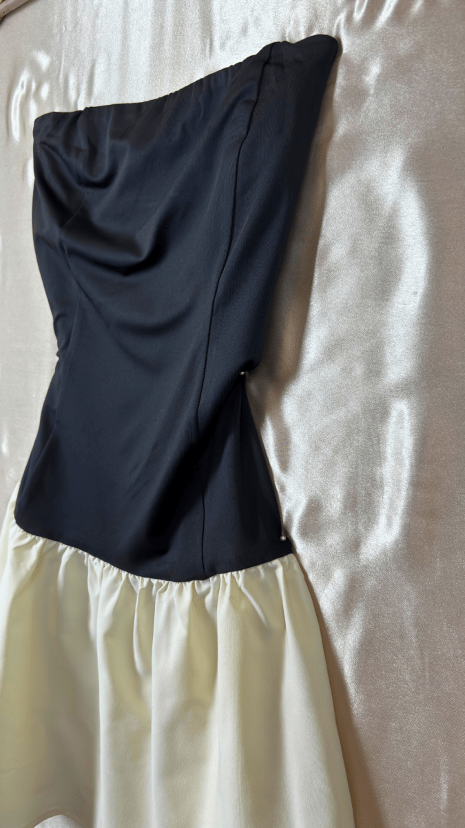 Flow Freely High Contrast Dress - TRÈS FOU OR SOMETHING