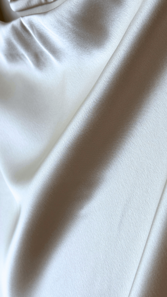 Flowy Satin Gold Skirt - TRÈS FOU OR SOMETHING