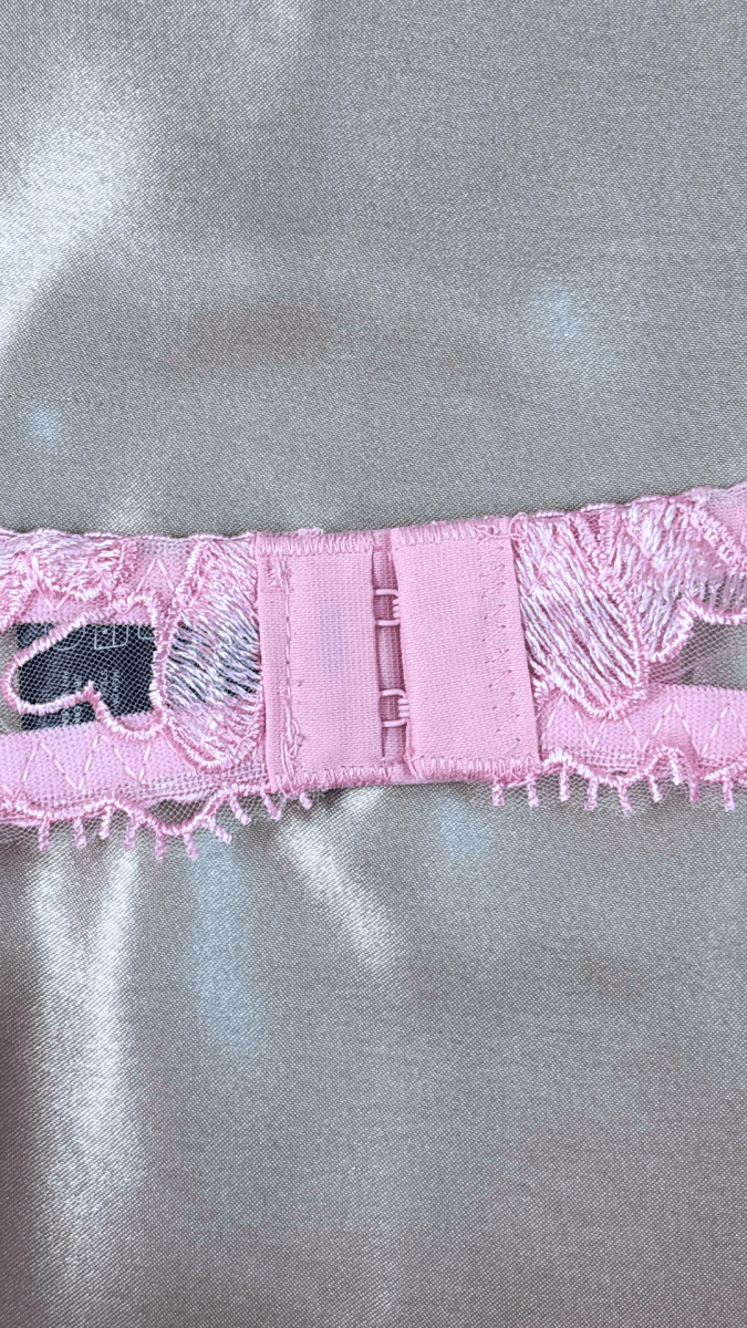 Fluttering Hearts Bra - TRÈS FOU OR SOMETHING